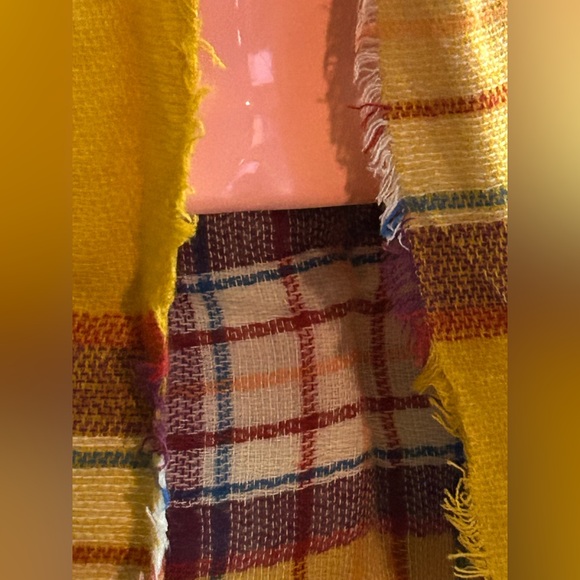 Old Navy Yellow Plaid Flannel Fringe Scarf Wrap NWT - Picture 10 of 14